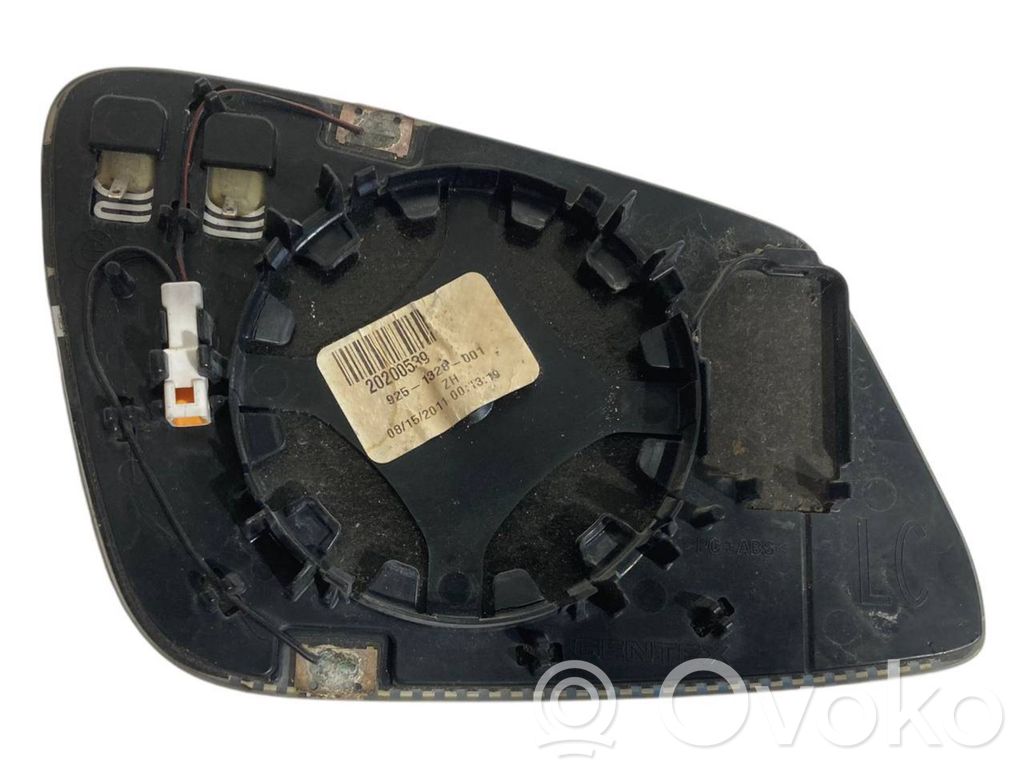 Зеркальное стекло