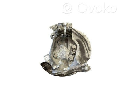 Priekšējā riteņa rumbas vārpstas šarnīrs (stupica, capfa)