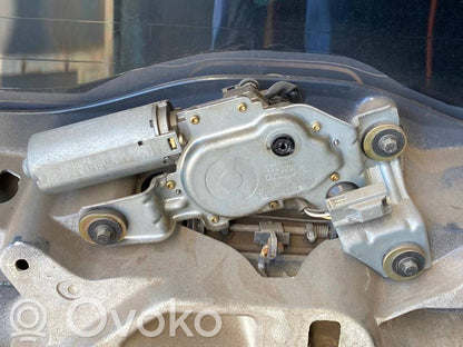 Aizmugurējais pārsegs (bagāžnieks)