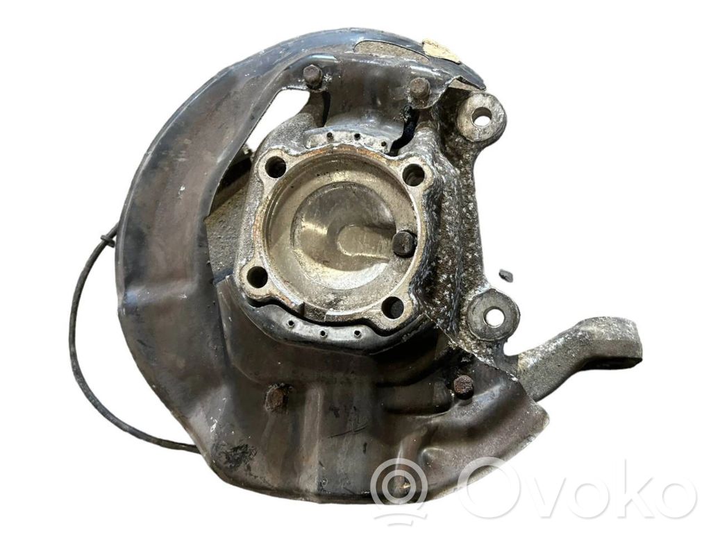 Priekšējā riteņa rumbas vārpstas šarnīrs (stupica, capfa)