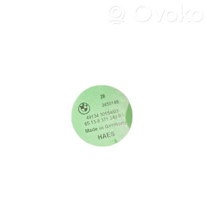 Skaļrunis (-i) priekšējās durvīs