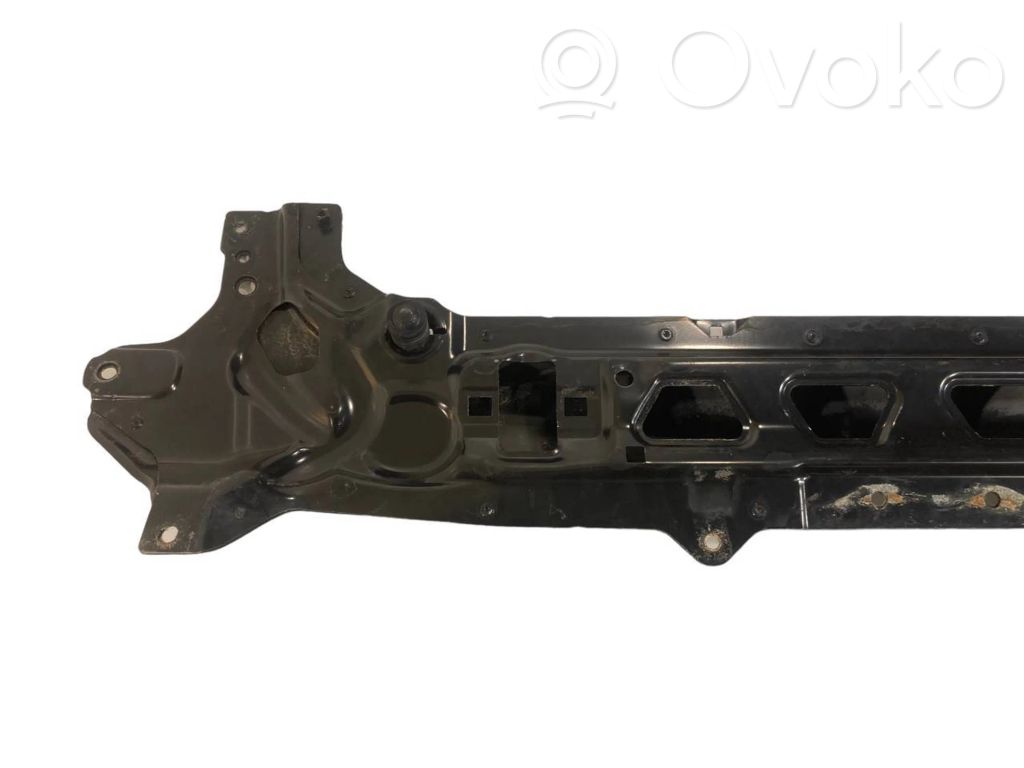 Radiatoru paneļa augšējā daļa (televizors)