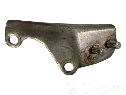 Другой тип детали моторного отсека