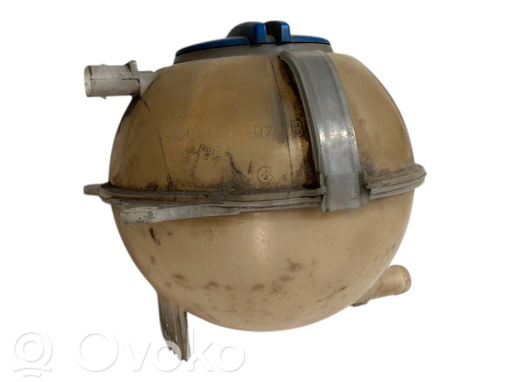 Coolant expansion tank