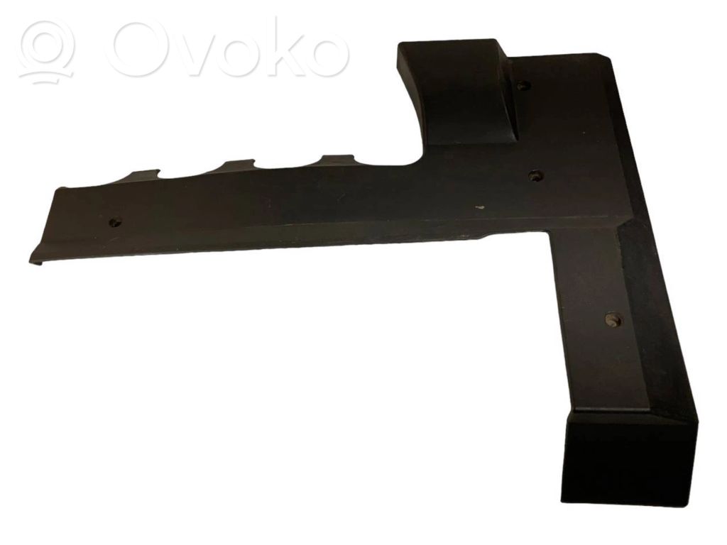 Крышка двигателя (декоративная отделка)