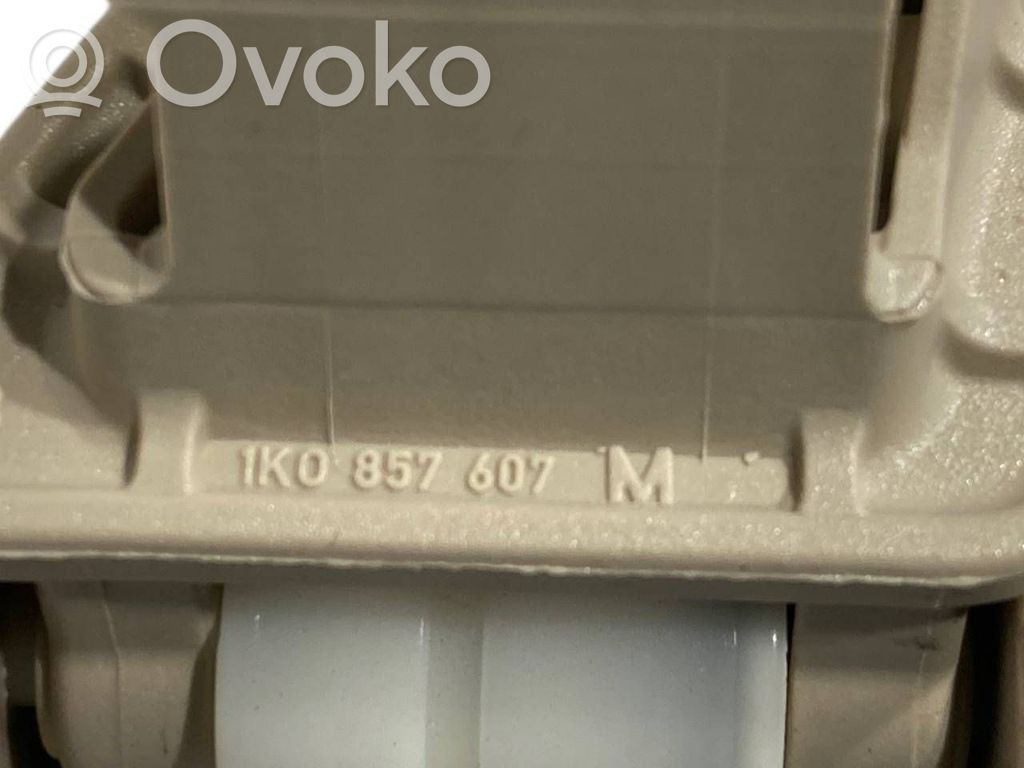 Priekšējais rokturis