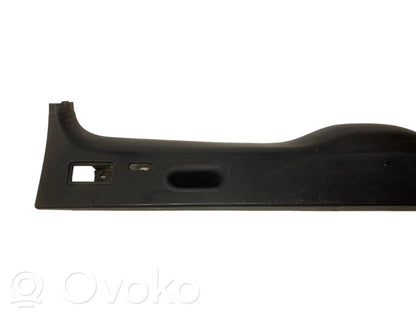 Galvenais apdares panelis