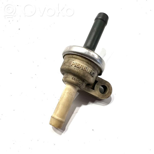 Degvielas caurulīte (-es)