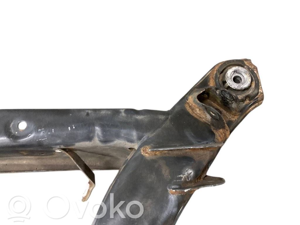 Задняя/передняя полурама