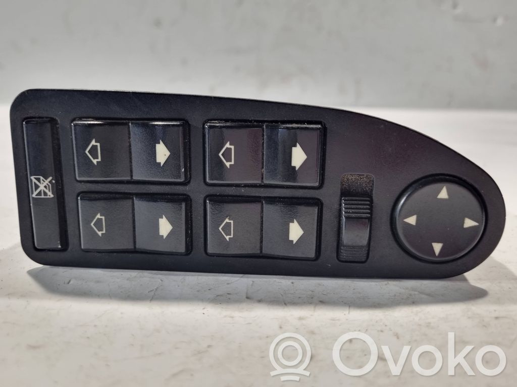 Window lift control switch(es)