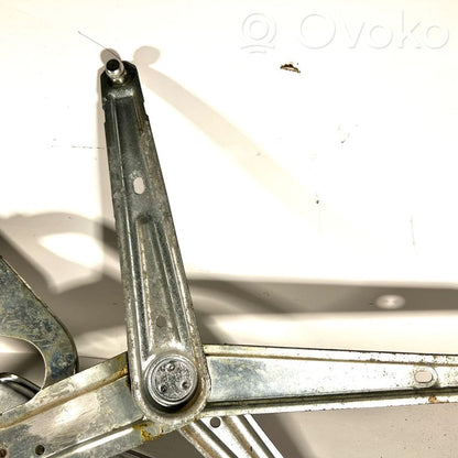 Priekšpusē elektriskā loga pacelšanas mehānisma komplekts