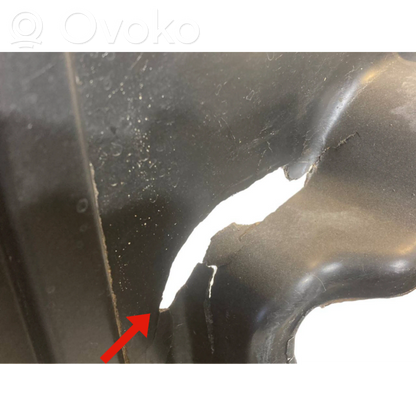 Dzinēja apakšas aizsargs