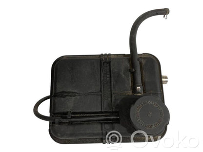 Dzesēšanas šķidruma izplešanās tvertne