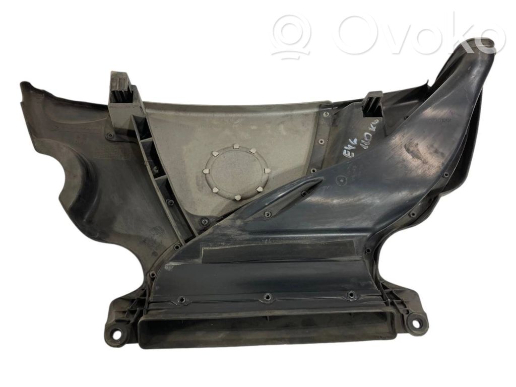 Крышка двигателя (декоративная отделка)