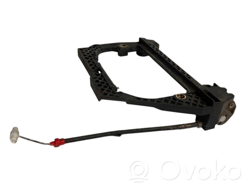 Aizmugurē turētājs / kronšteins ārējam atvēršanas rokturim