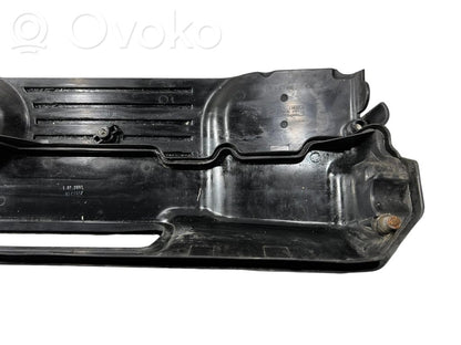 Крышка двигателя (декоративная отделка)