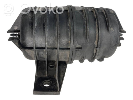 Vakuuma gaisa tilpne