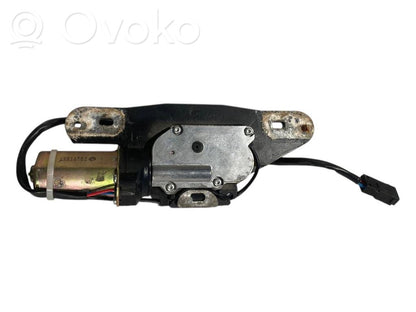 Tailgate latch