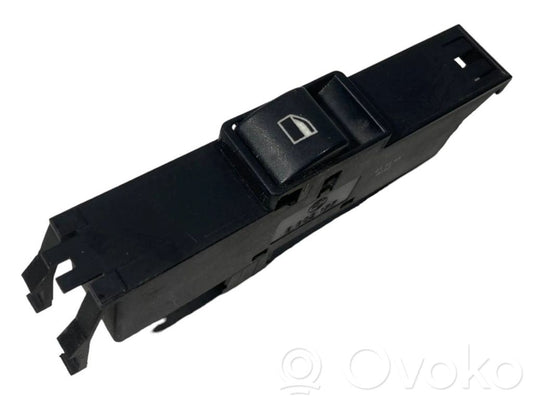 Elektrisko logu slēdzis