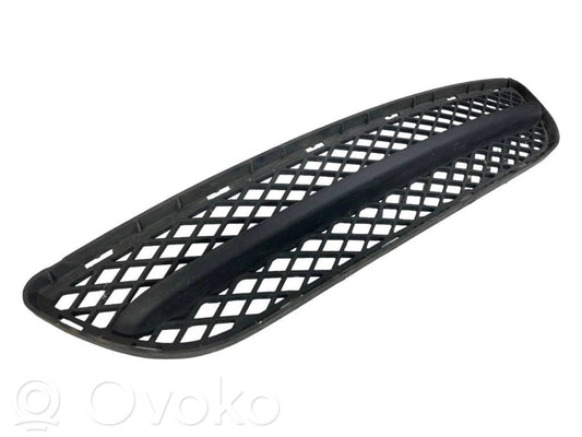 Lower grille (three-piece)