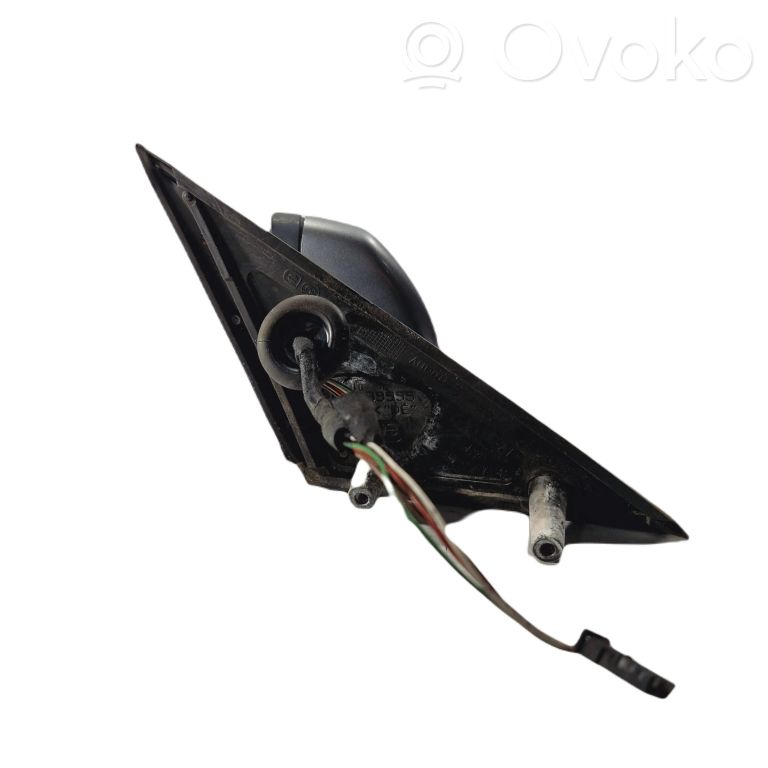 Зеркало (с электрическим управлением)