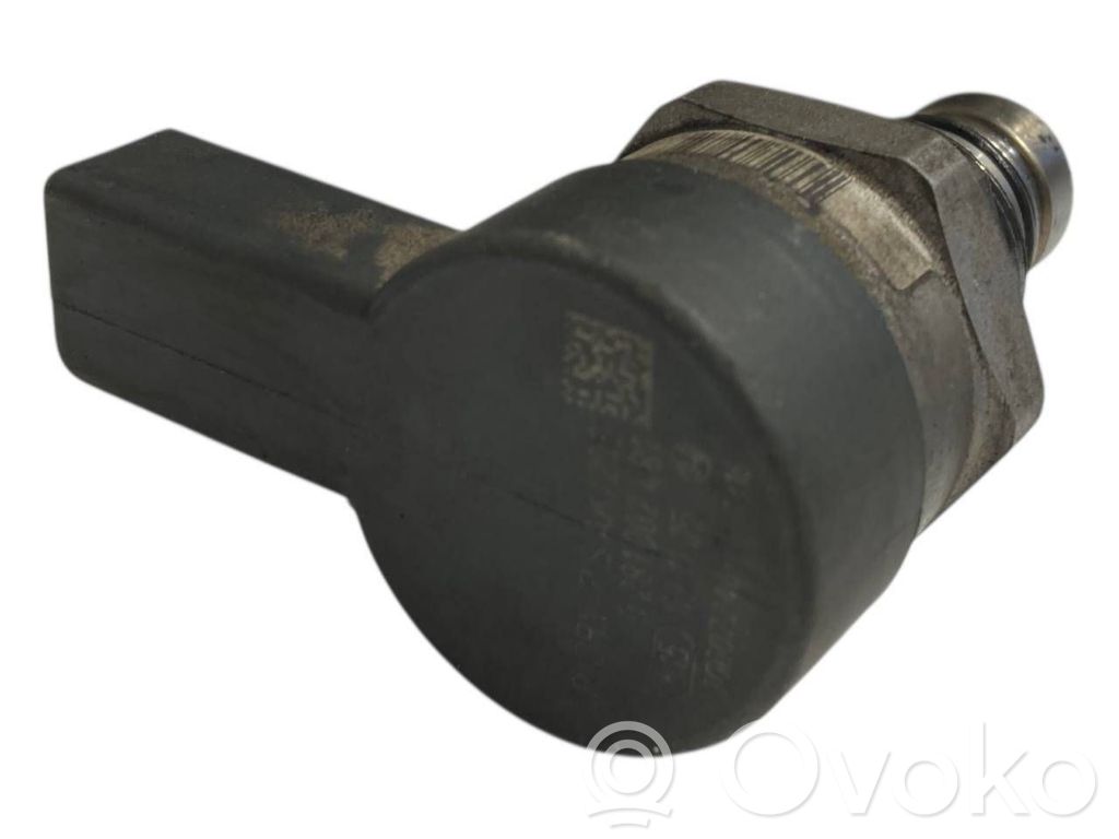 Degvielas spiediena regulators