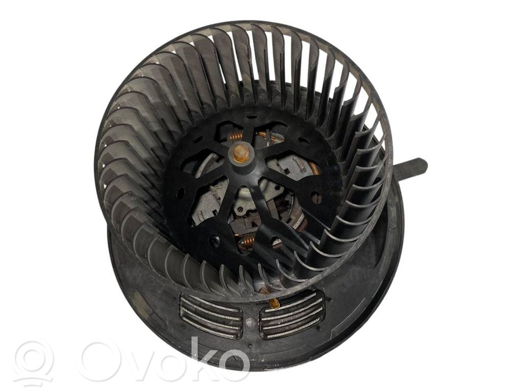 Mazā radiatora ventilators