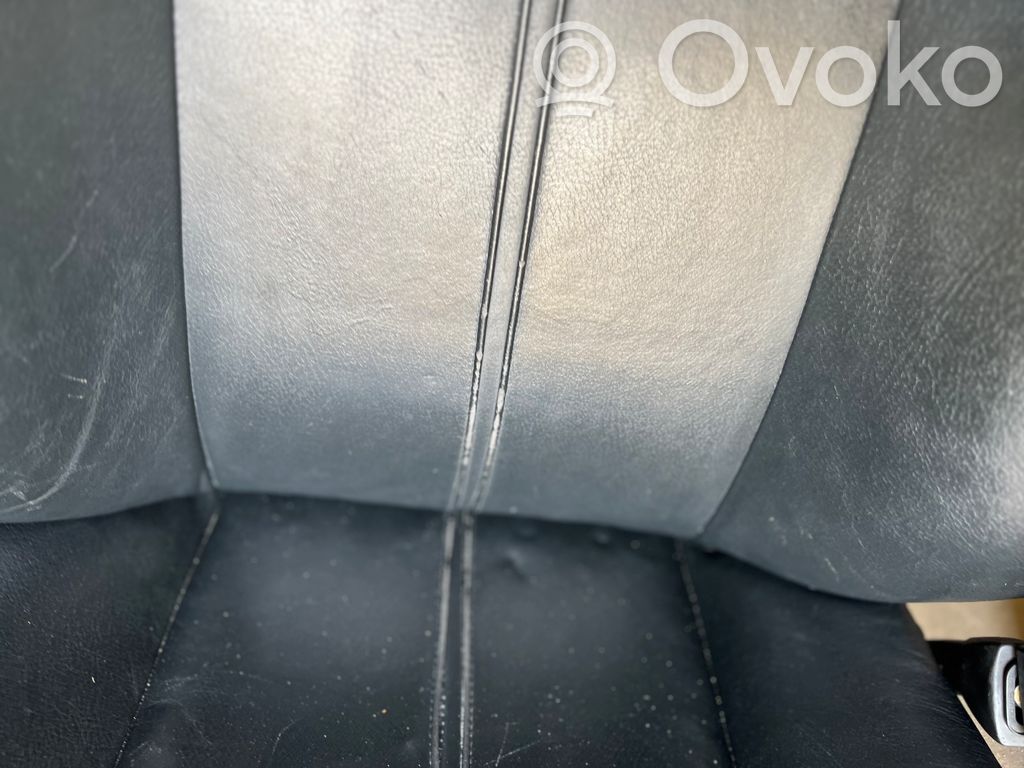 Priekšējais pasažiera sēdeklis