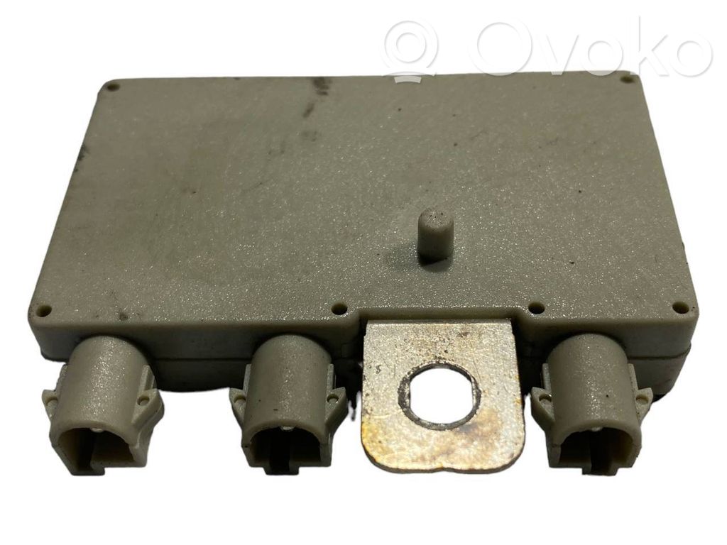 Antenna amplifier