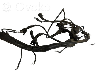 Dzinēja vadu instalācija