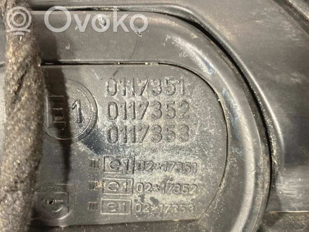 Spogulis (elektriski vadāms)