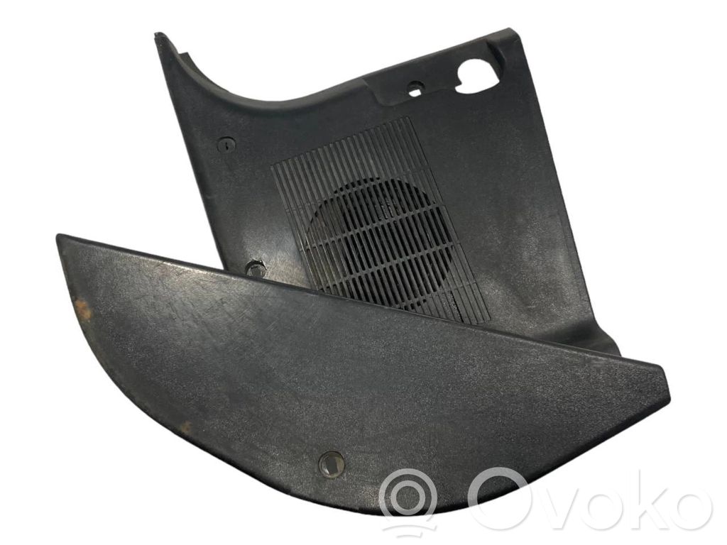 Твитер(ы) в передней двери