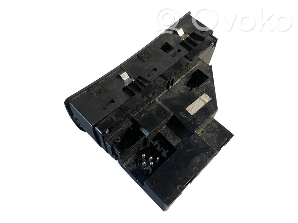 Elektrisko logu slēdzis