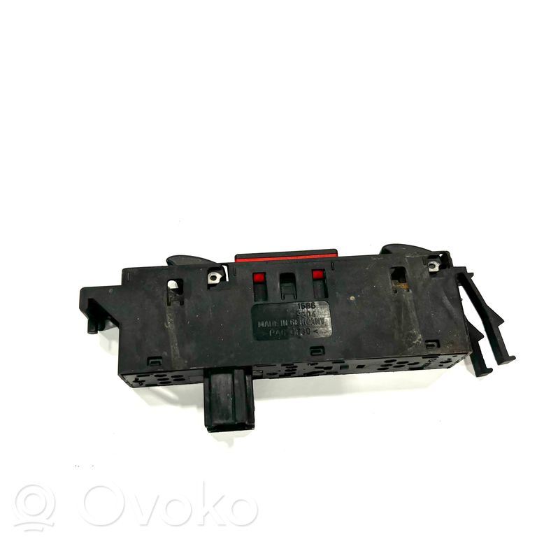 Elektrisko logu slēdzis