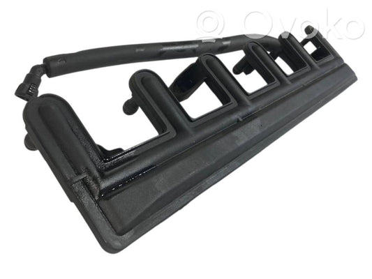 Degvielas caurulīte (-es)