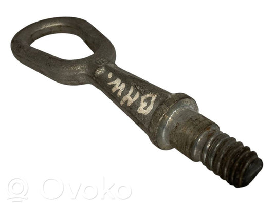 Буксировочный крюк