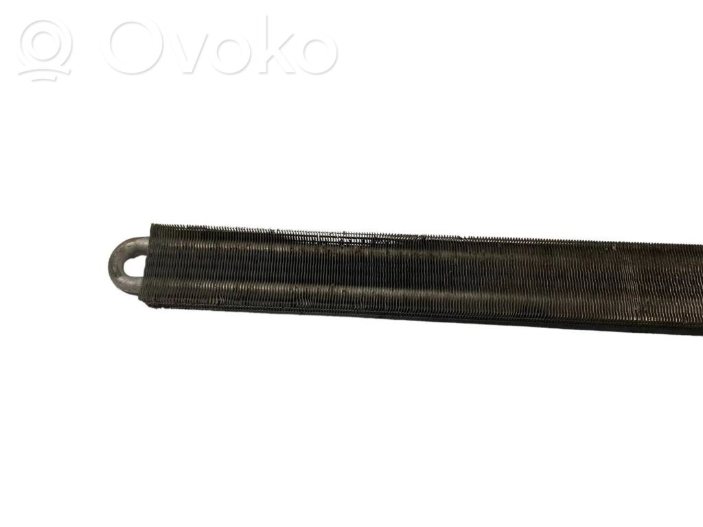 Stūres pastiprinātāja radiators