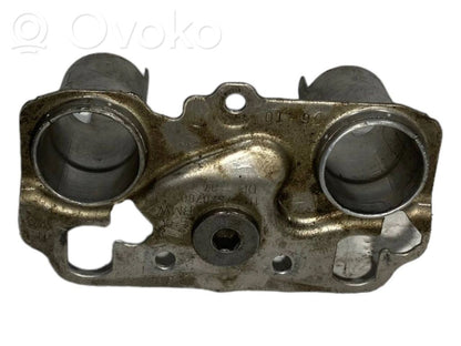 Cita veida dzinēja nodalījuma detaļa