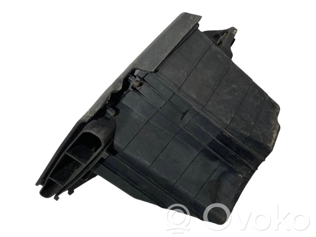 Air filter box
