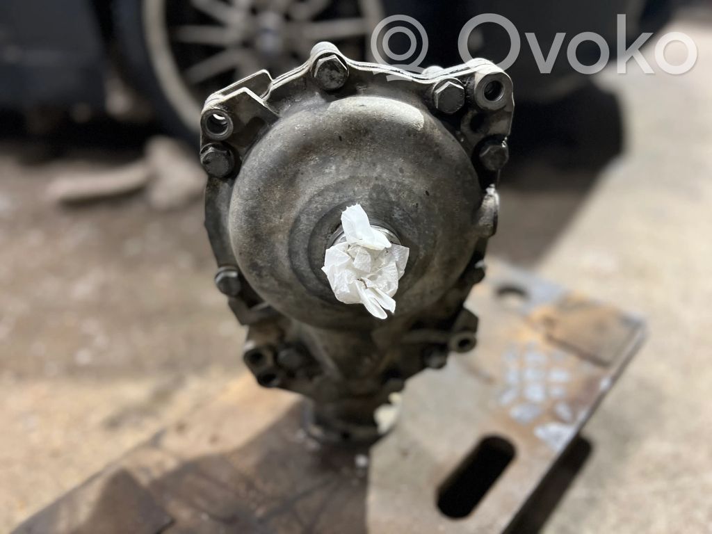 Priekšējais reduktors