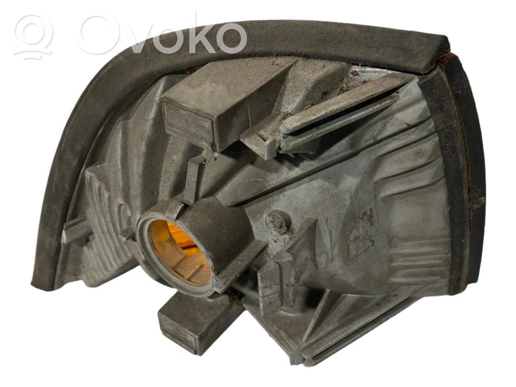 Priekšējais pagrieziena lukturis