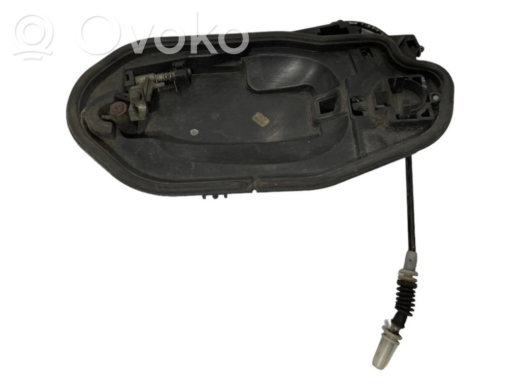 Aizmugurē turētājs / kronšteins ārējam atvēršanas rokturim