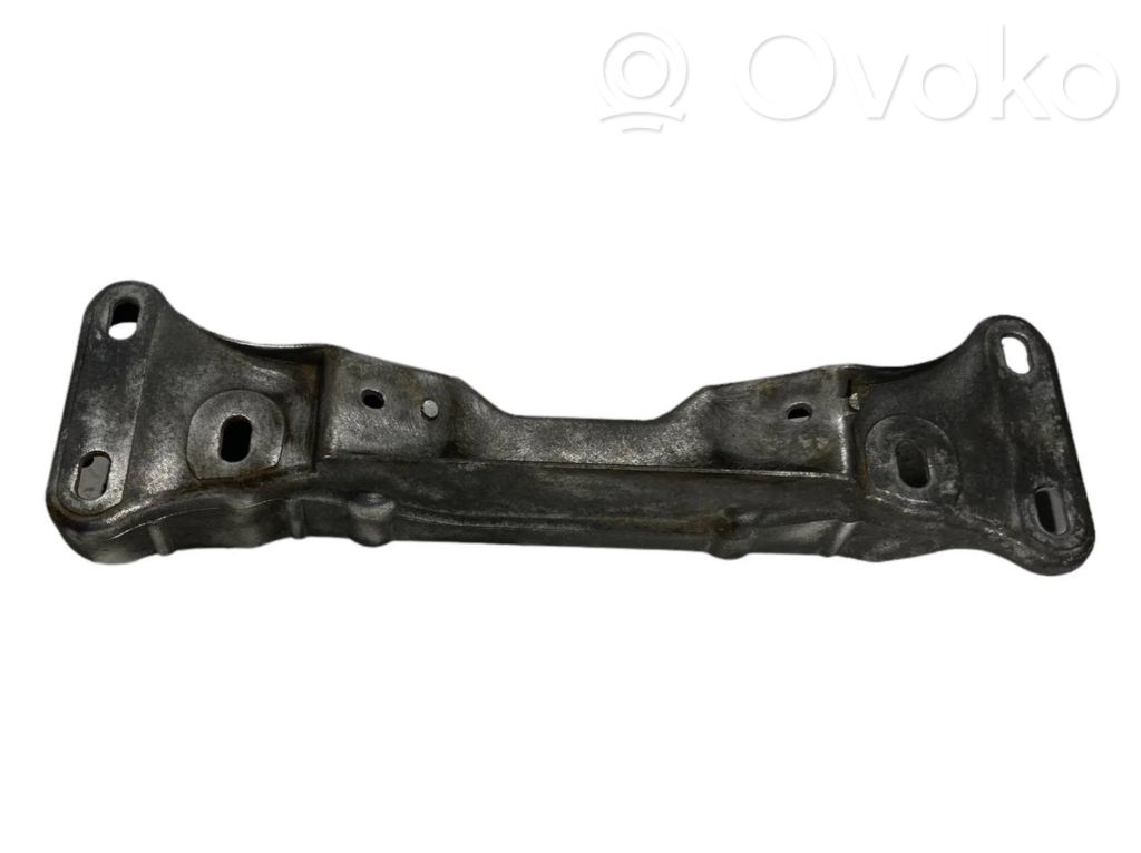 Кронштейн крепления трансмиссии