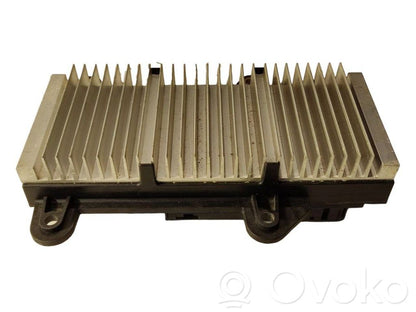 Barošanas vadības bloks