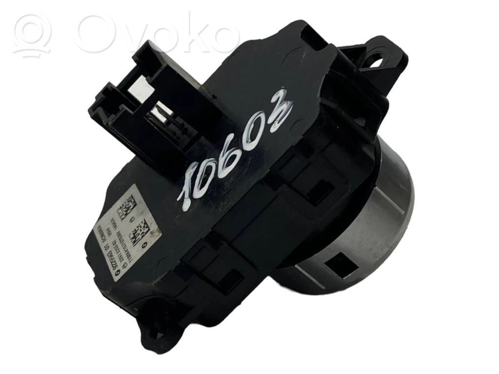 Automašīnas aizdedzes un startera slēdzis