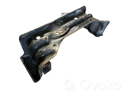 Pārnesumkārbas stiprinājuma kronšteins