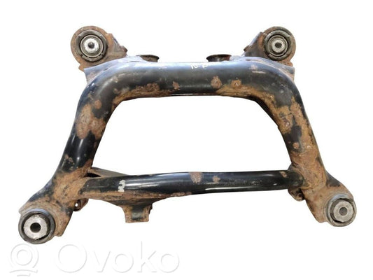 Pusrāmis aizmugurējais / priekšējais