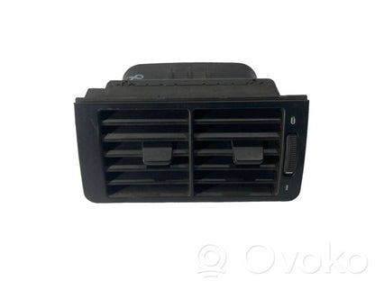 Aizmugurējā gaisa - ventilācijas reste