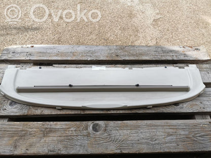 Mehānisks aizmugurējā loga aizkars