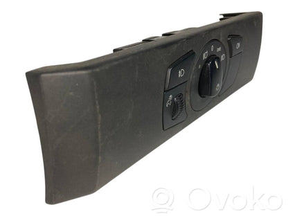 Headlight switch